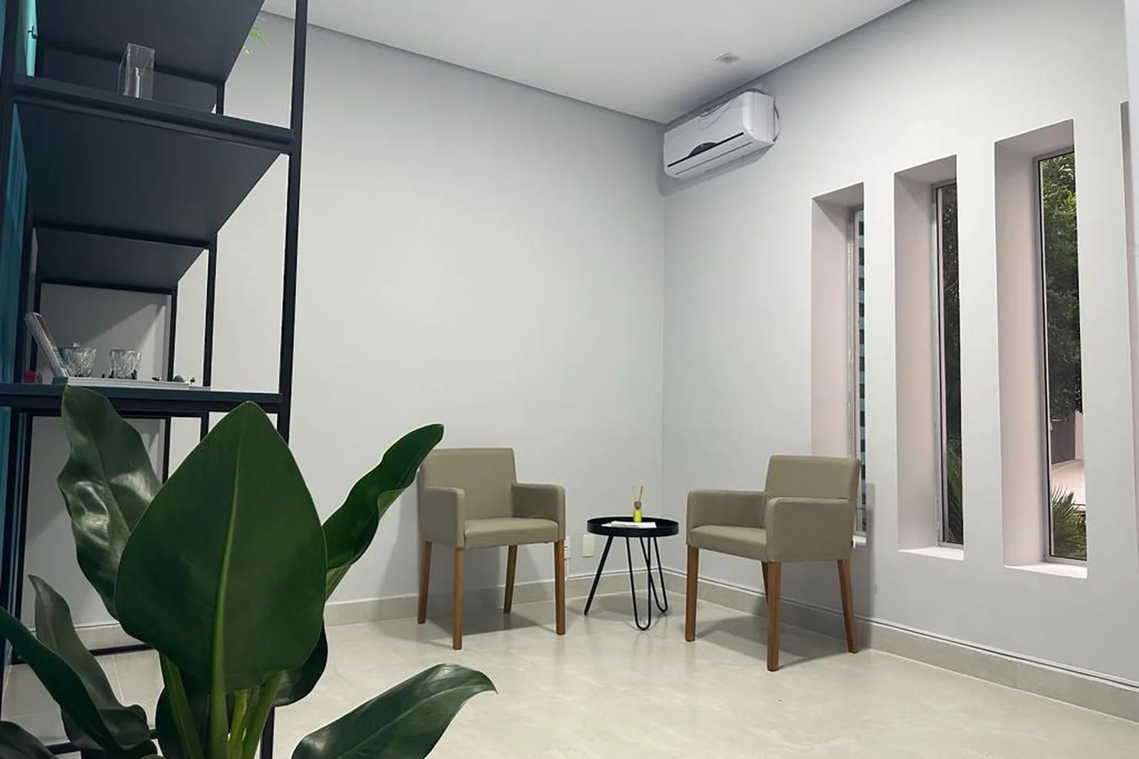 Interior da unidade Acurys de Campinas — recepção